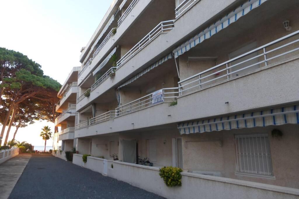 Apartamento A 1ª Linea De Mar, Vilafortuny Камбрілс Екстер'єр фото